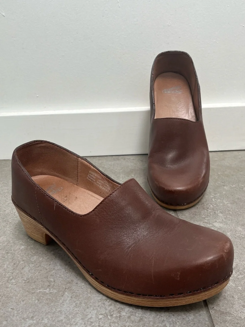 Gorgeous Leather Danskos size 40